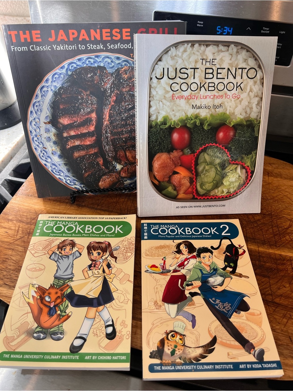 🍱 Pristine Japanese Bento & Anime Manga Cookbook 4-Book Bundle Set Like New